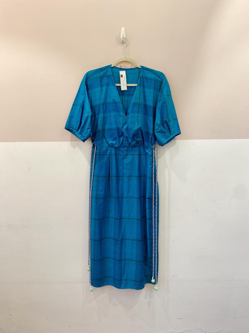 Vestido midi azul xadrez Cris Barros M