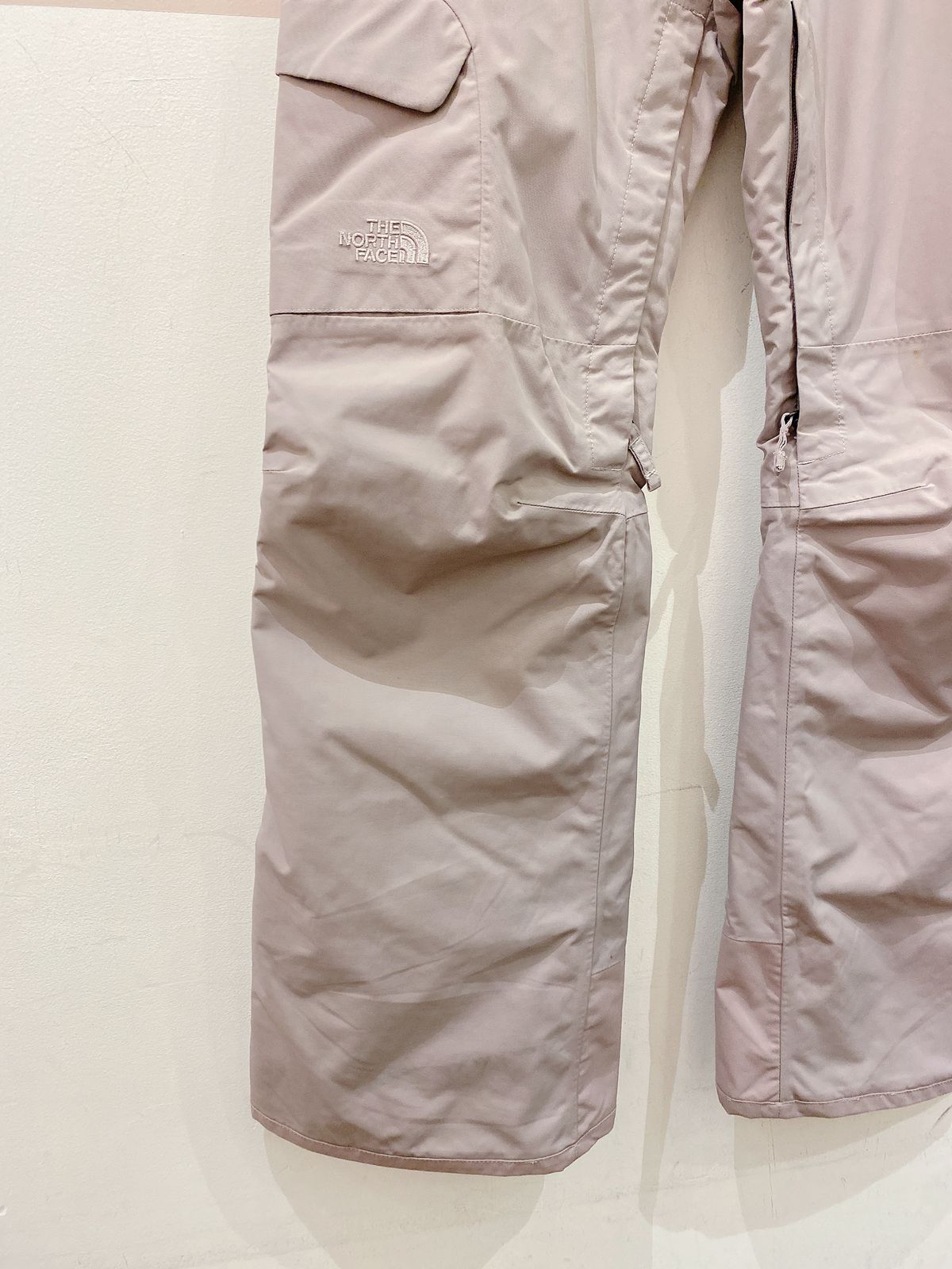 Calça cargo bege nylon The North Face PP