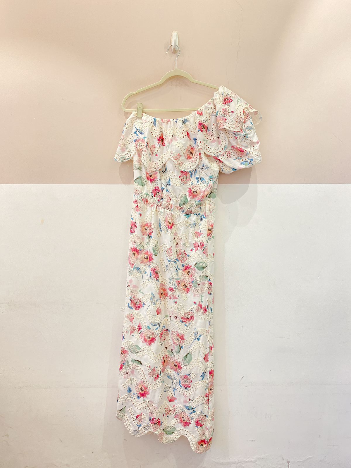 Vestido midi laise floral Fernanda Di Biase P