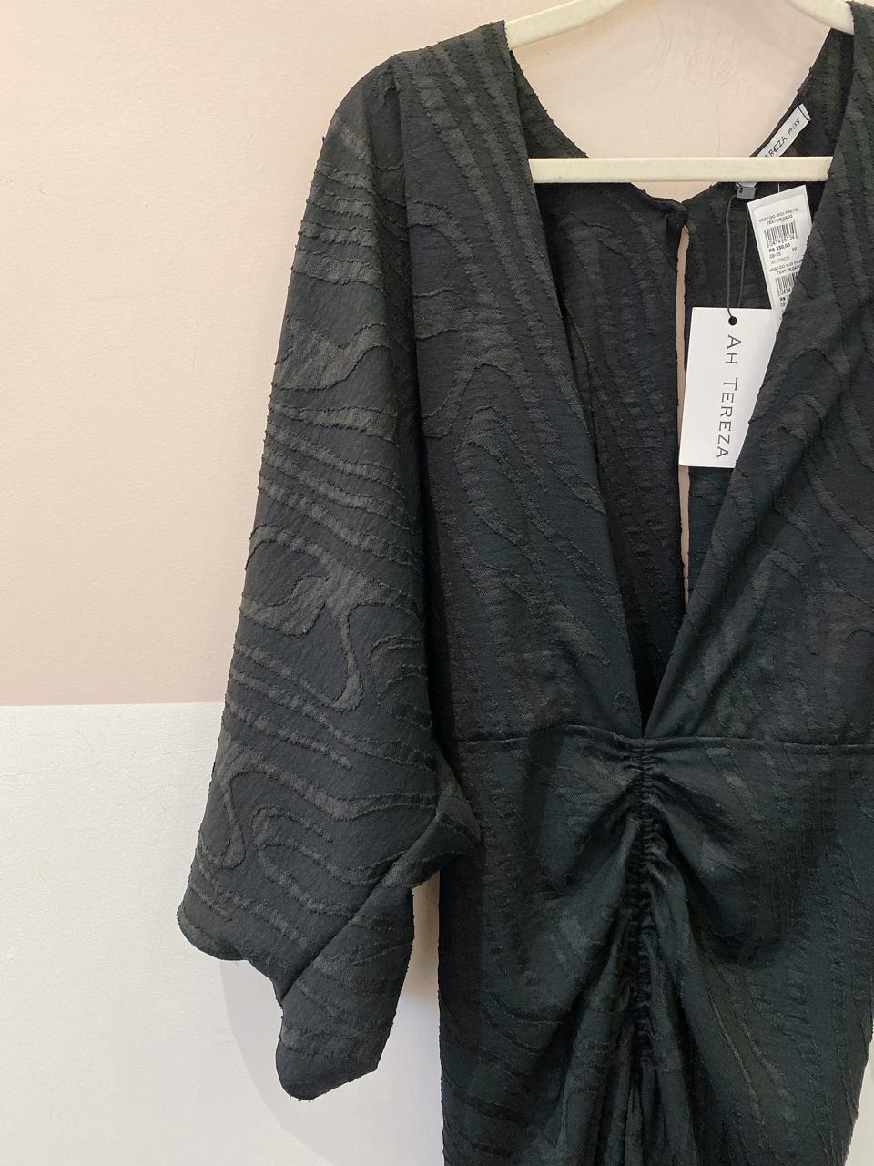 Vestido midi preto texturizado Ah tereza PP