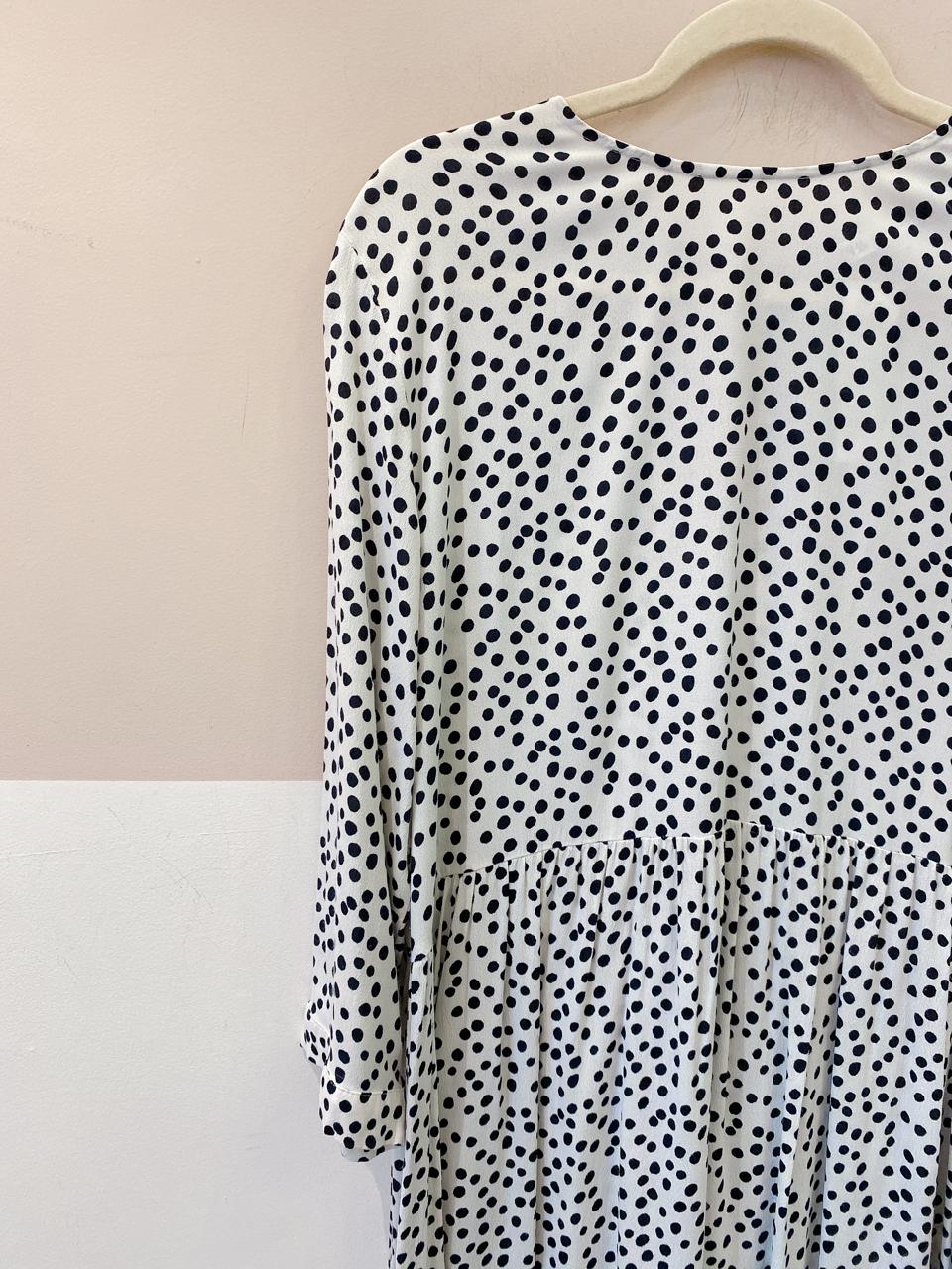 Vestido midi branco poás Zara GG