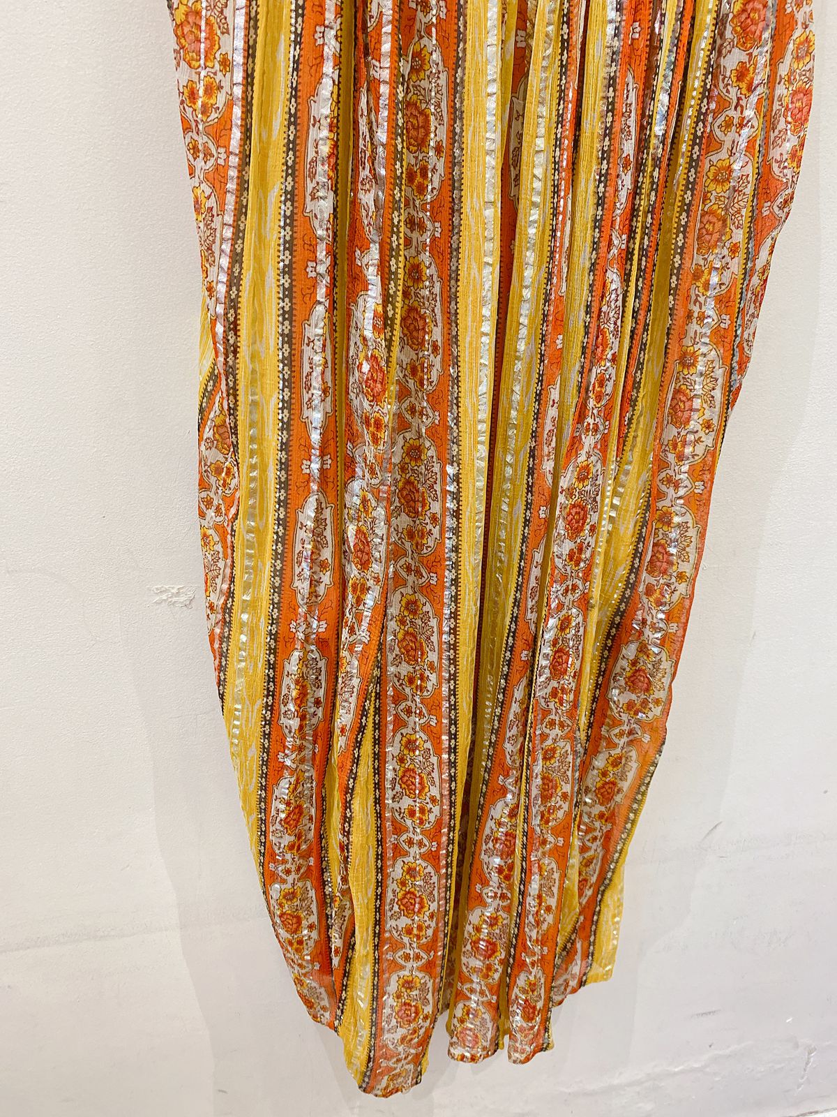 Vestido midi listrado Zara M
