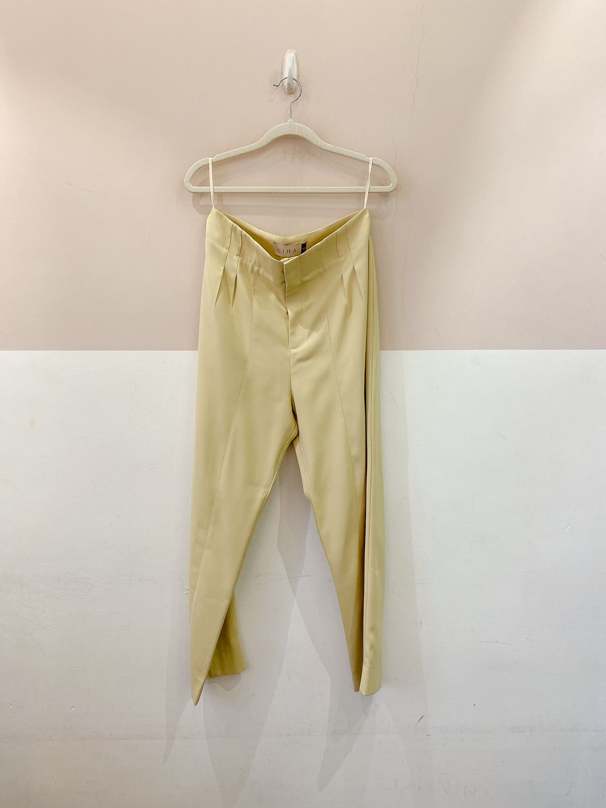 Calça amarela Lihá M