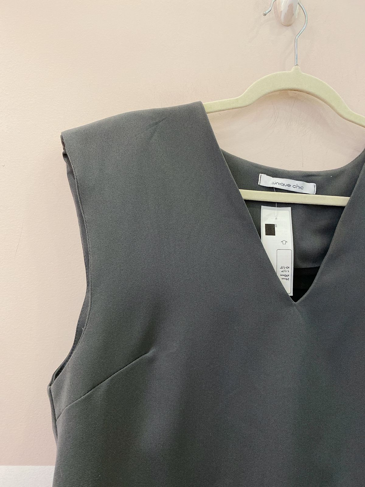 Blusa chumbo ombreiras Unique Chic G
