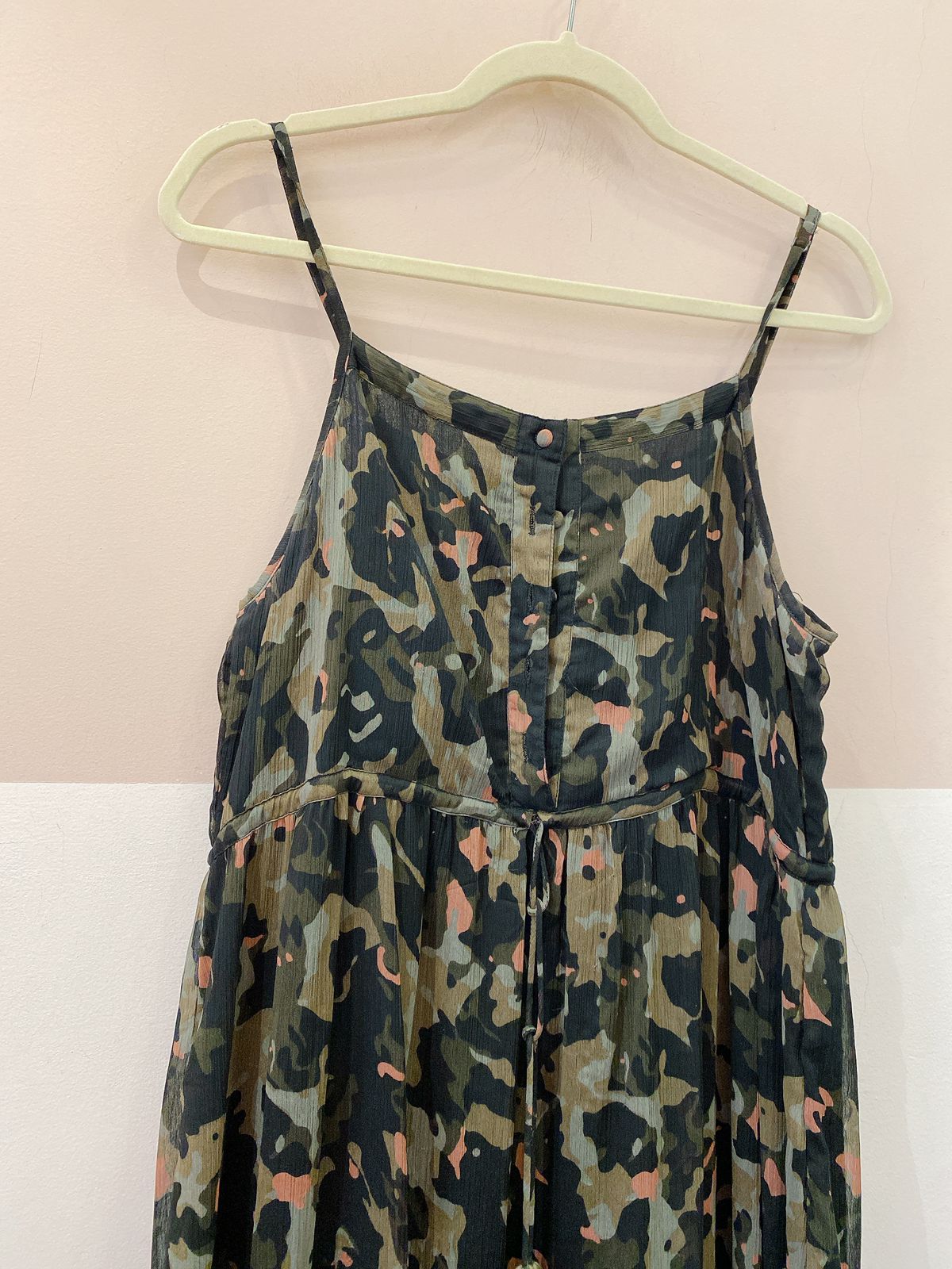 Vestido midi camuflado verde Farm M