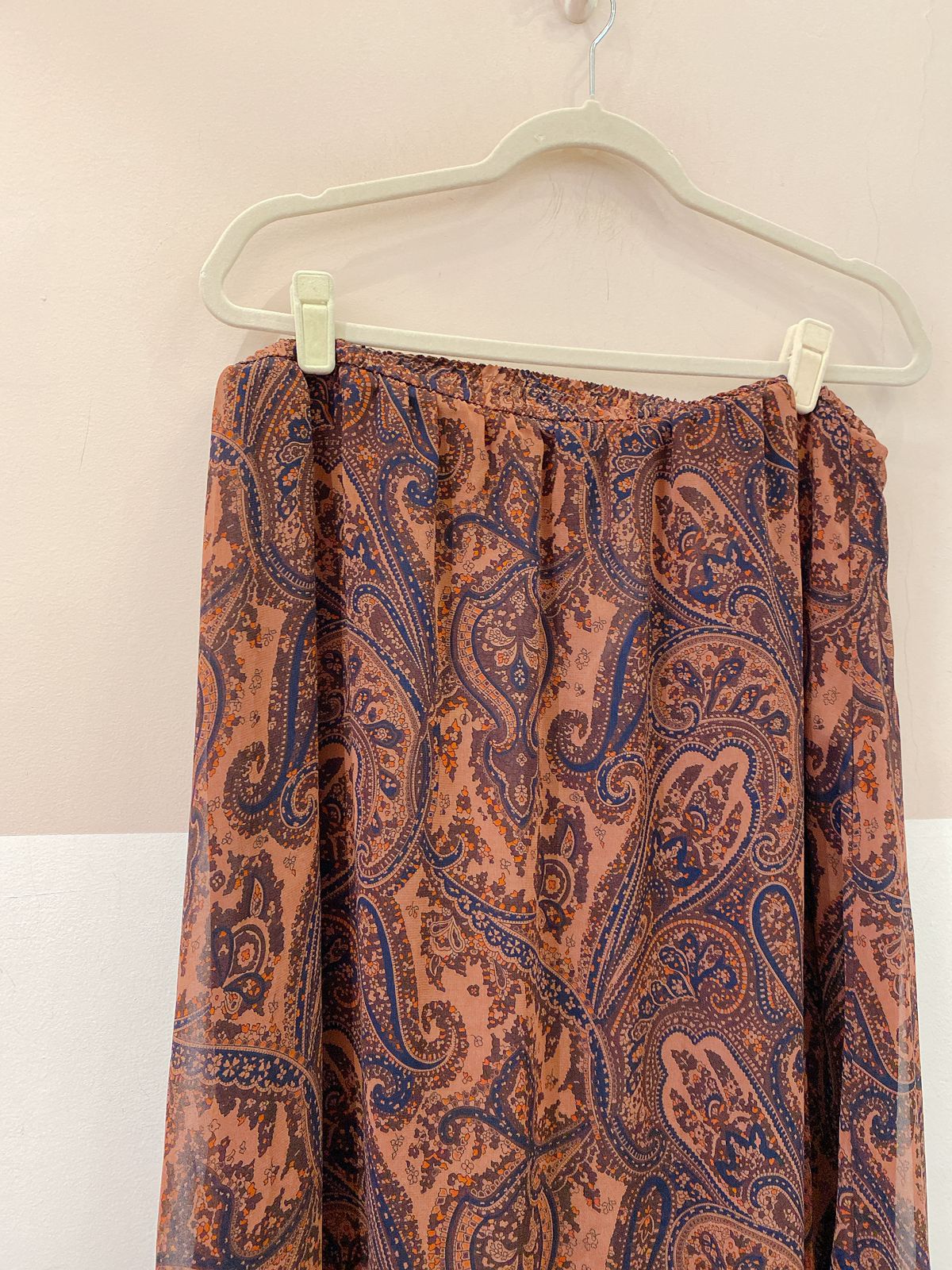 Saia midi estampa escura Zara G