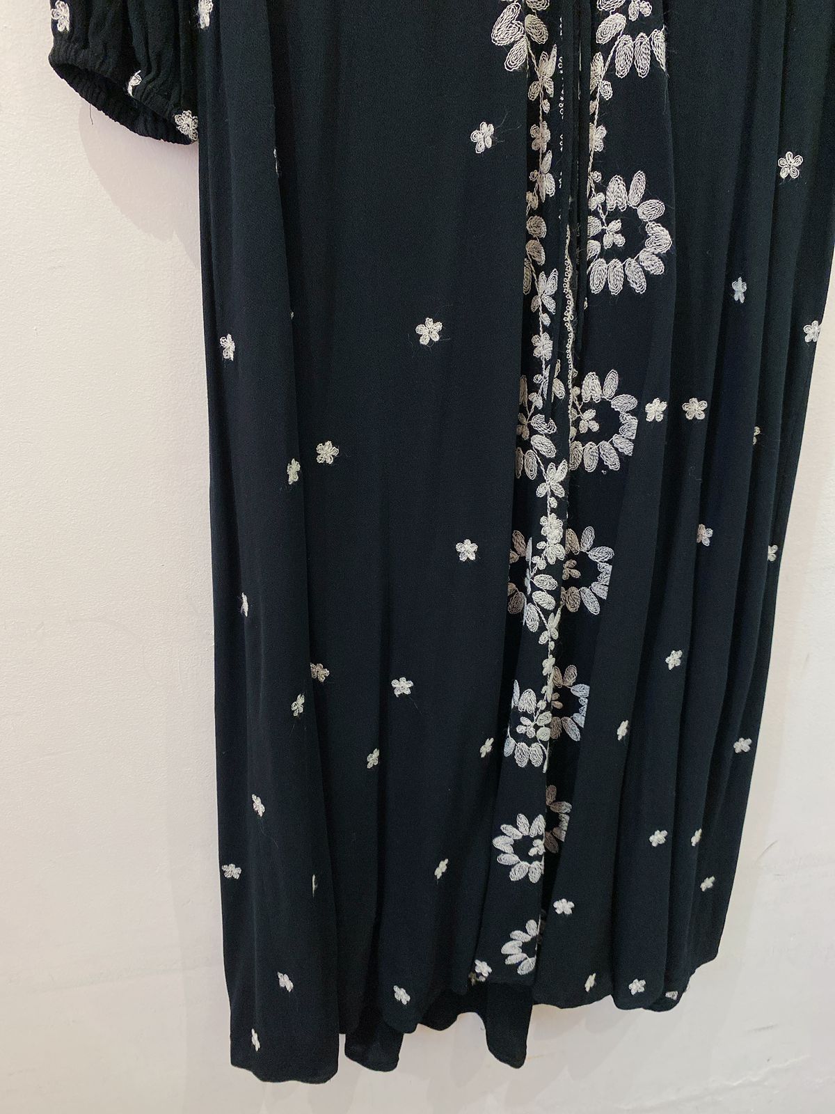 Vestido preto midi Ateen 38