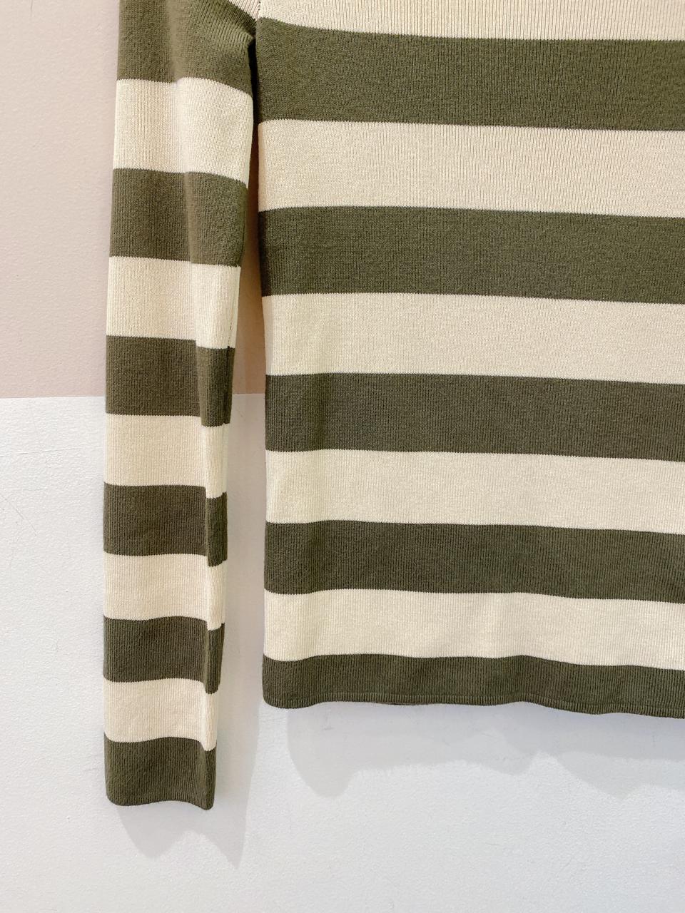 Blusa tricot listrado Riachuelo P