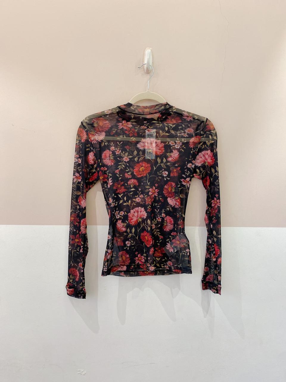 Blusa tule floral Riachuelo P