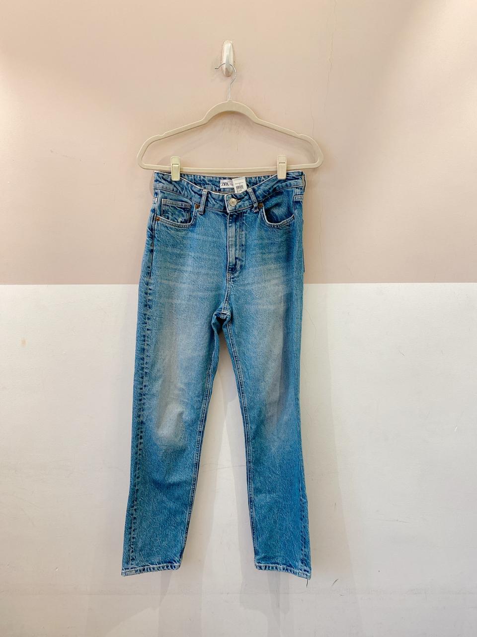 Calça jeans reta Zara 38