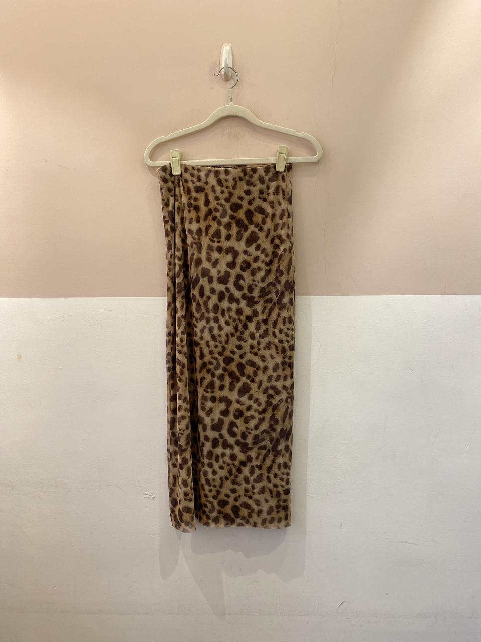 Saia midi tule onça Zara P