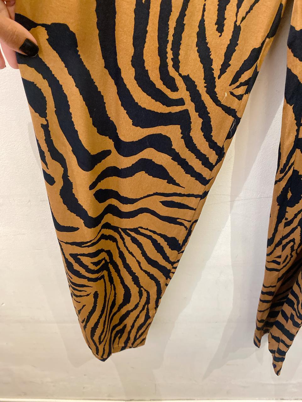 Calça acetinada animal print Zara P