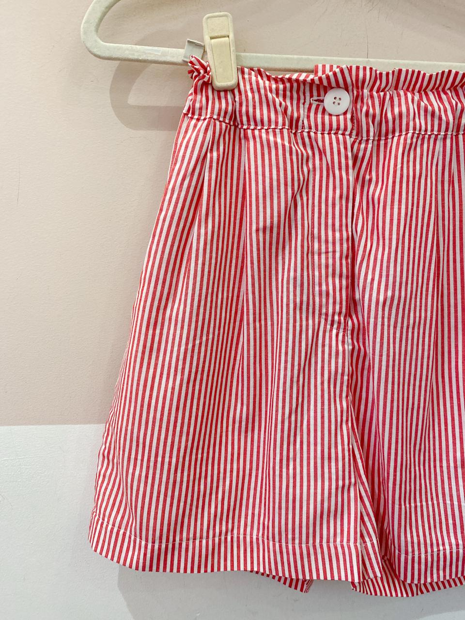 Short listrado Café em Flor PP