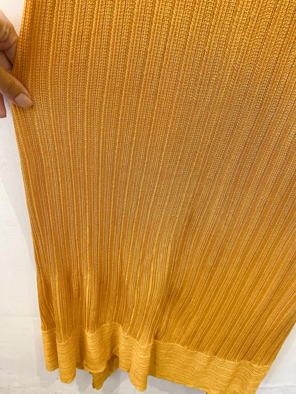 Vestido longo tricot mostarda Zara P
