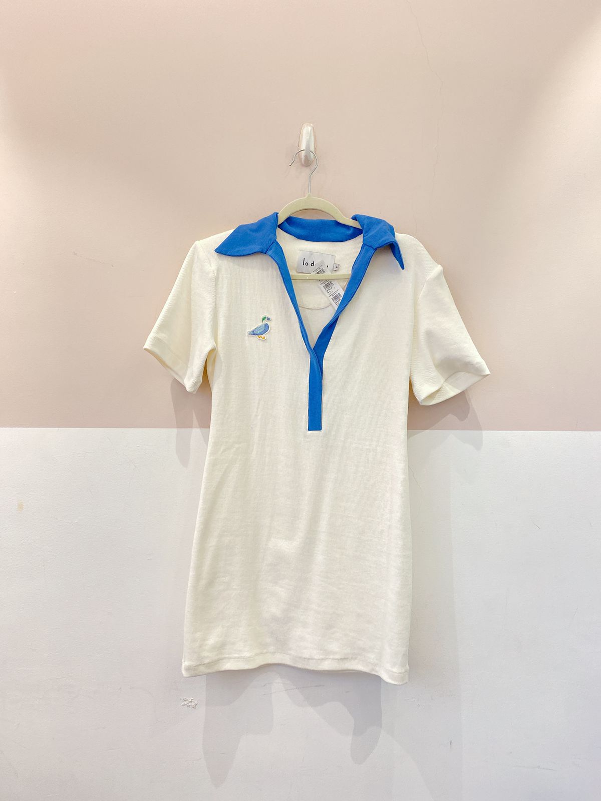 Vestido curto off gola Lo de Loui P