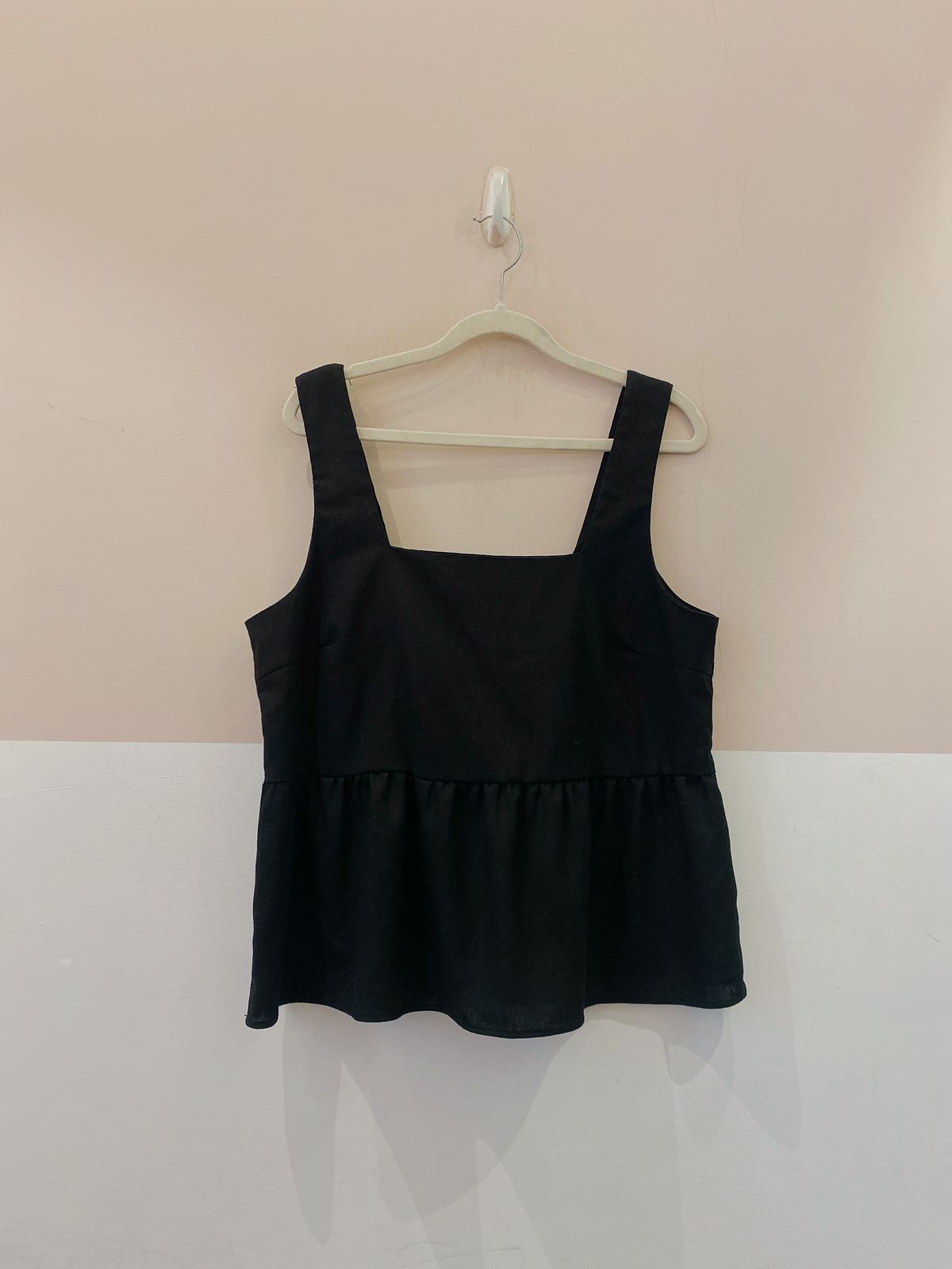 Blusa preta peplum Renner G
