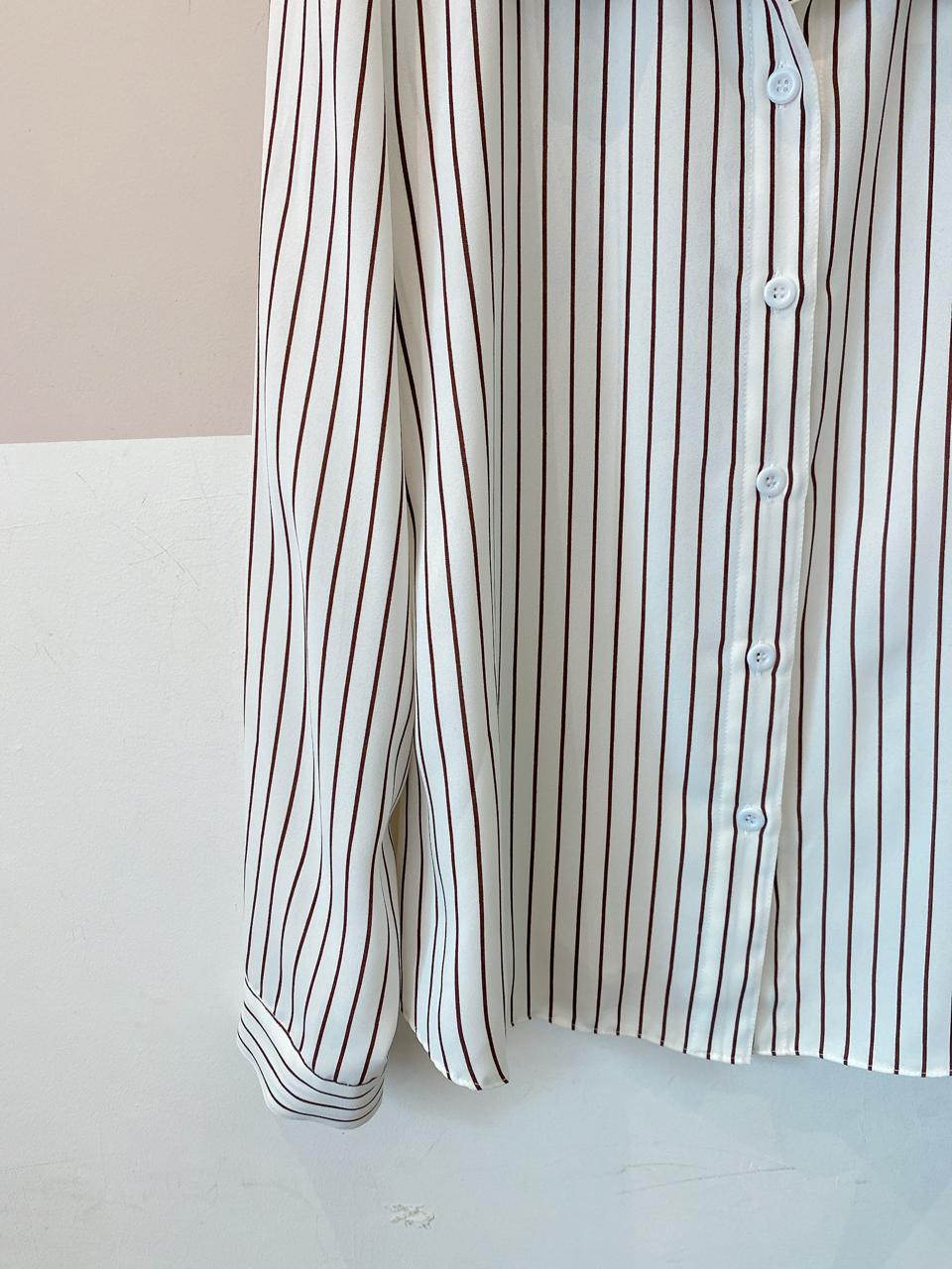 Camisa branca listrada P