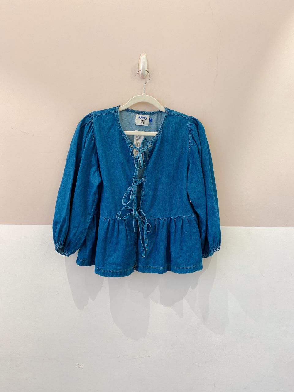 Bata jeans amarrações C&A P
