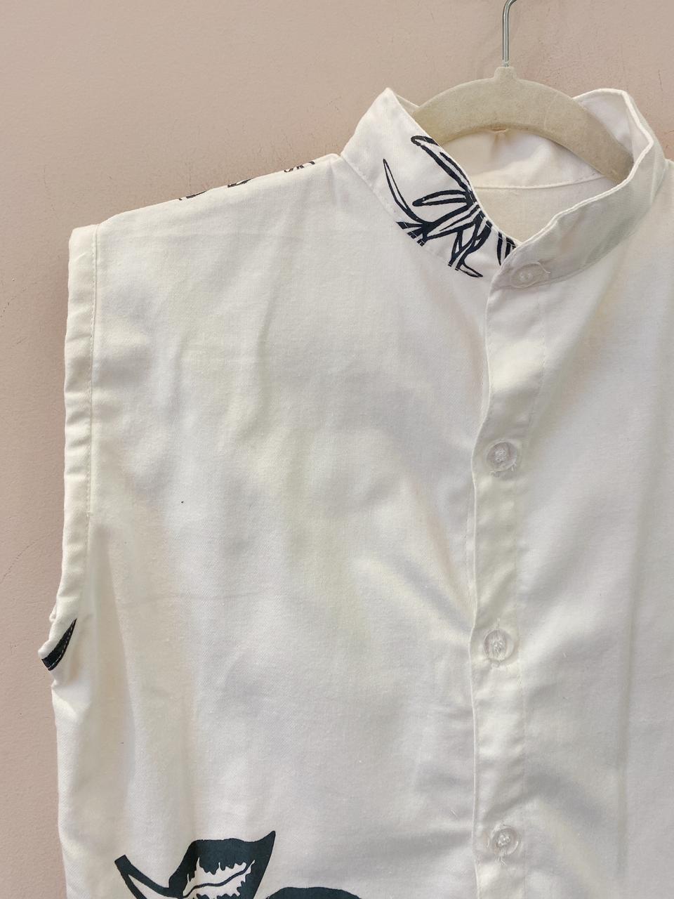 Blusa branca estampa floral P