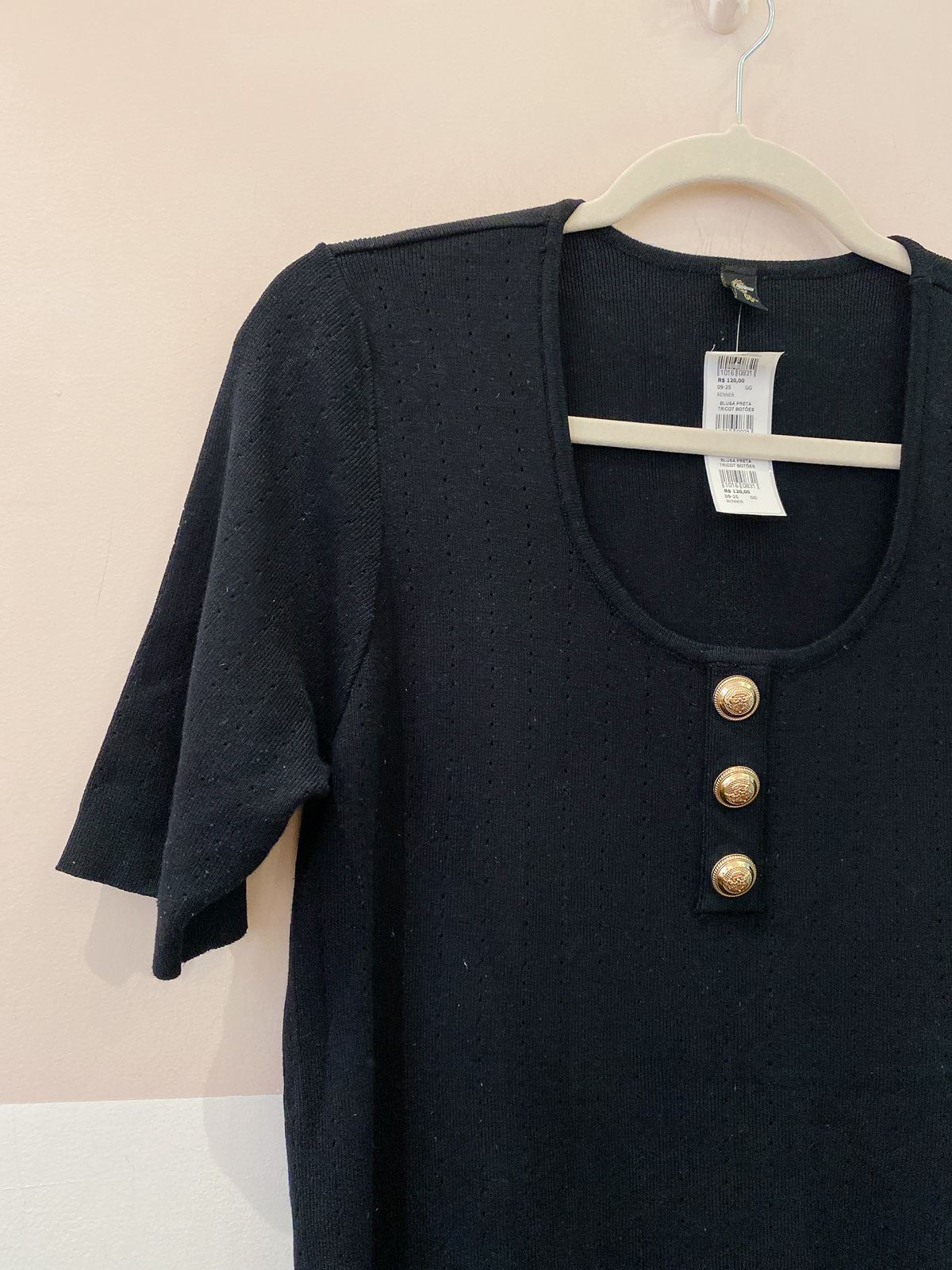 Blusa preta tricot botões Renner GG