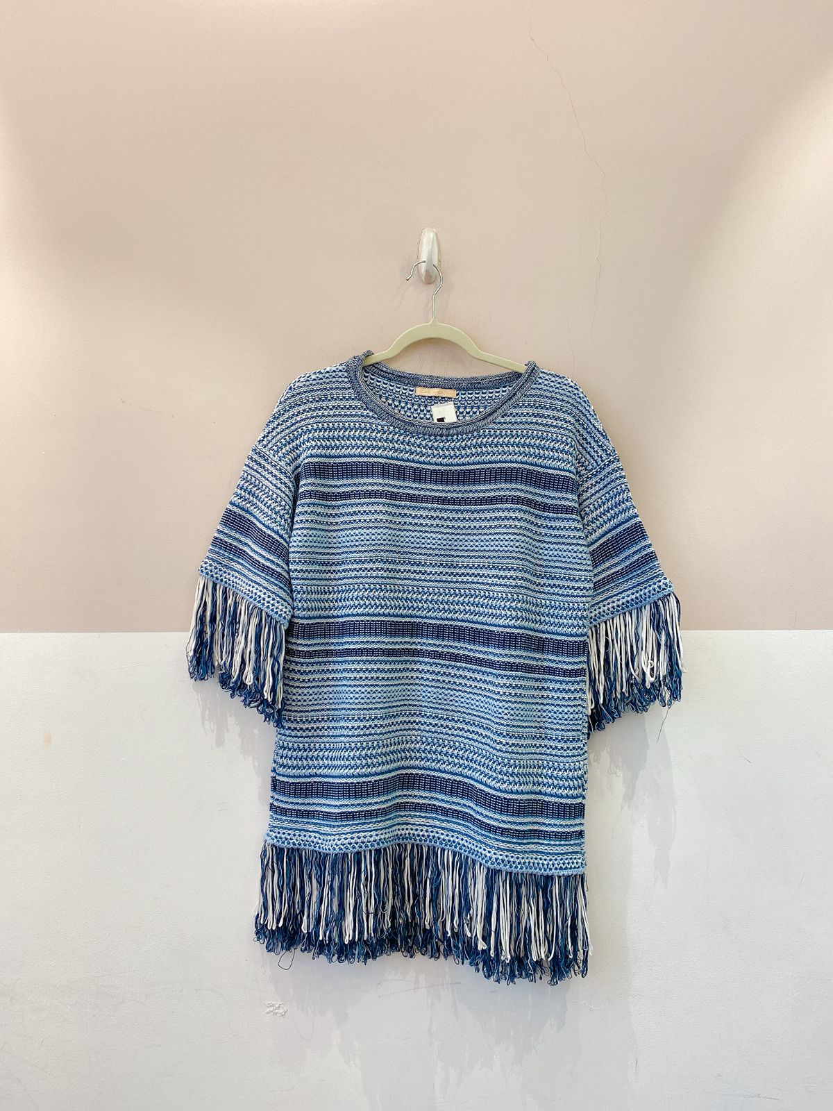 Blusa crochet franjas azul Carol Bassi 38