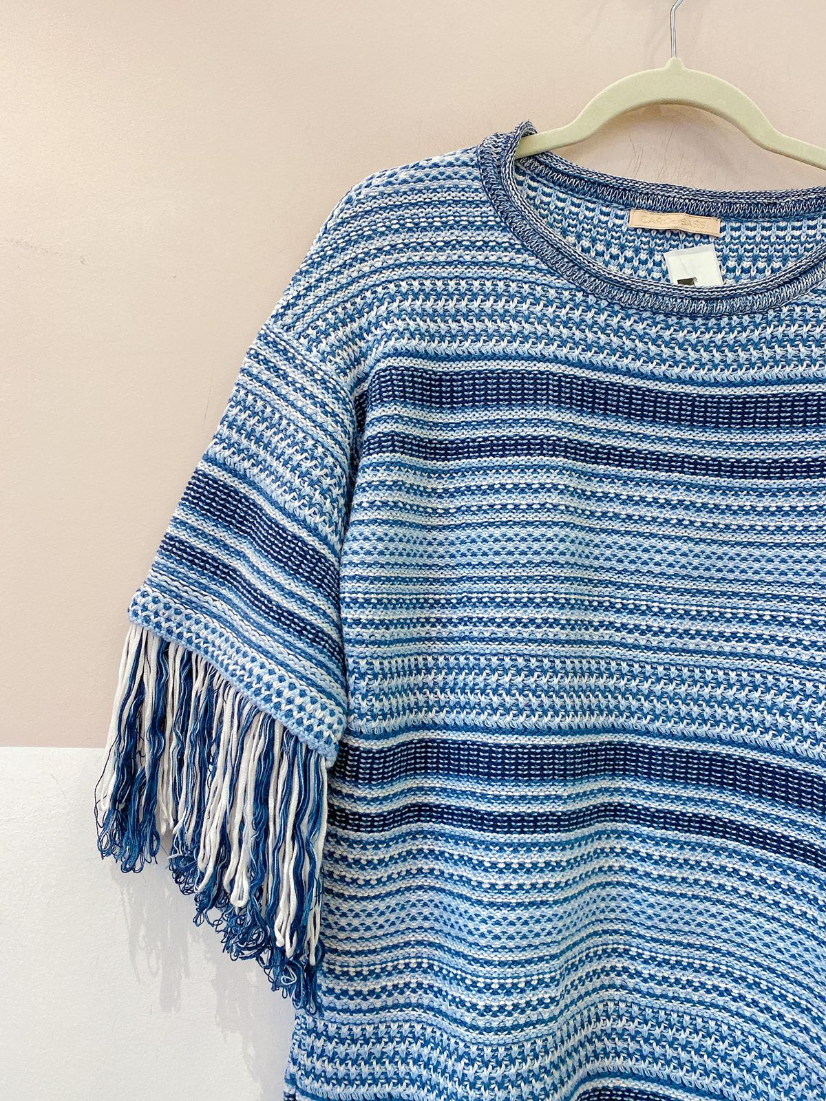 Blusa crochet franjas azul Carol Bassi 38