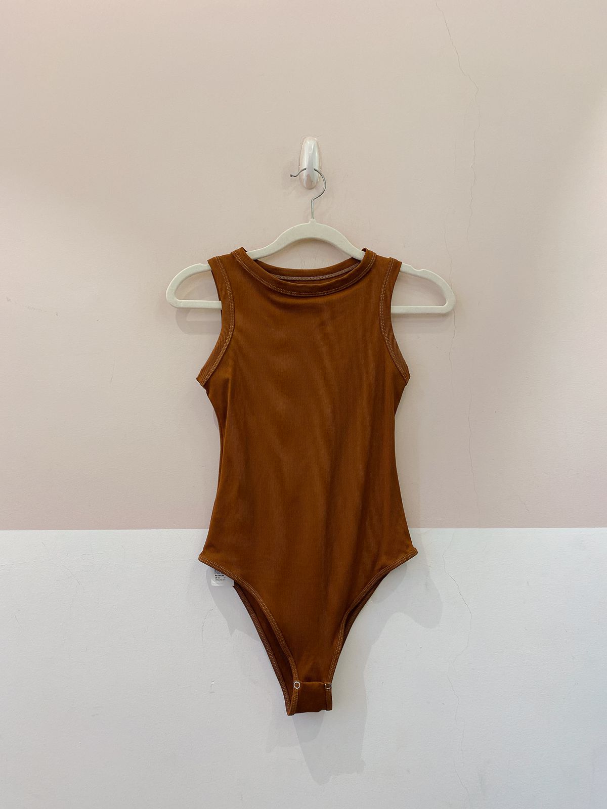 Body marrom canelado Carolina Etz P