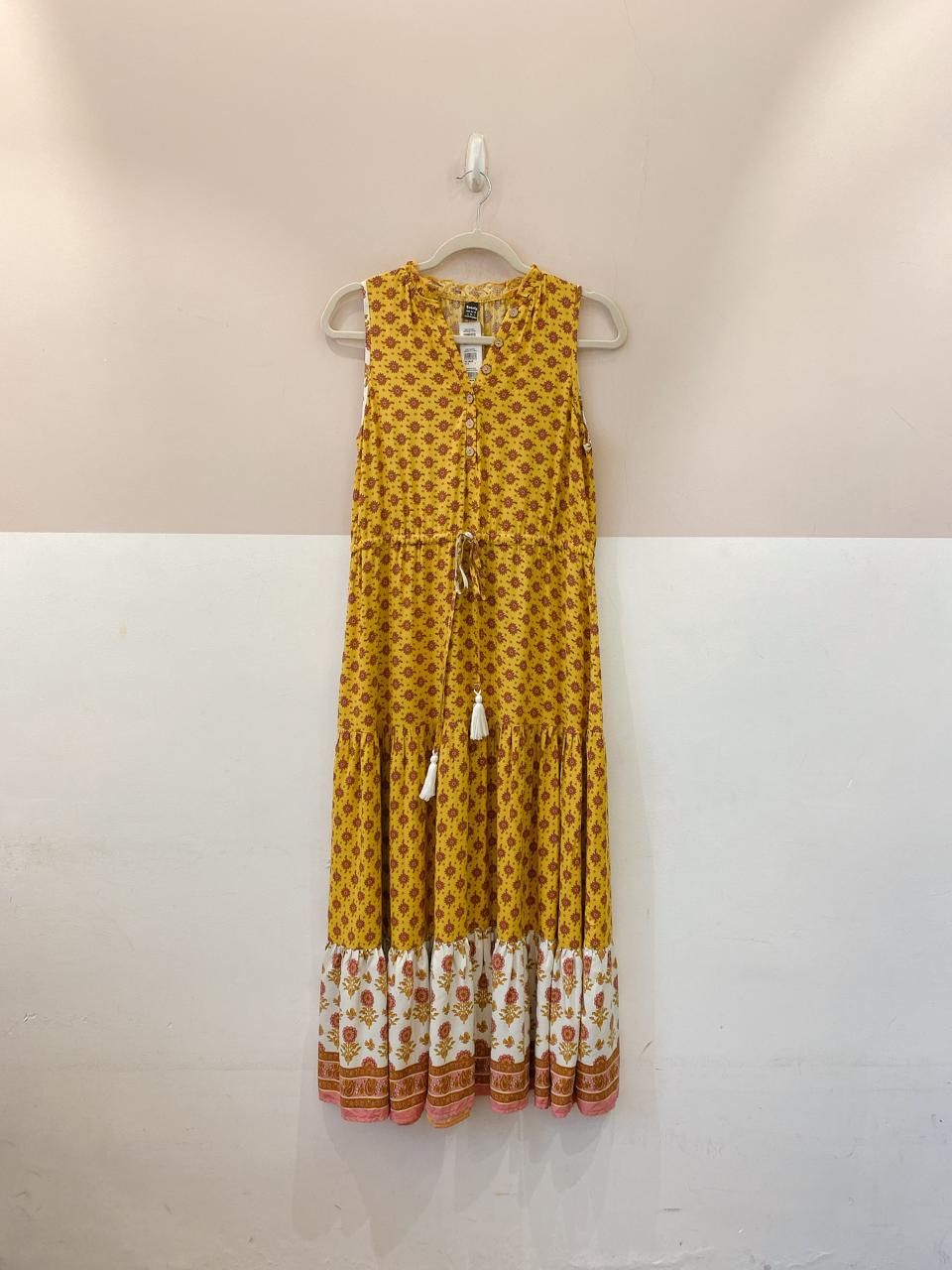 Vestido midi amarelo floral P