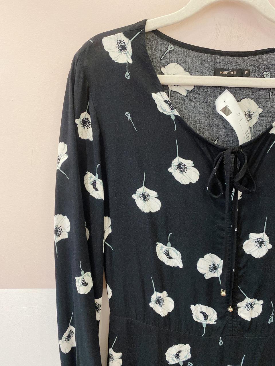 Vestido preto floral Maria Filó P