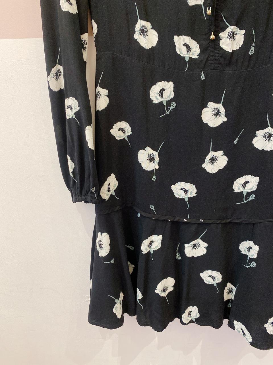 Vestido preto floral Maria Filó P