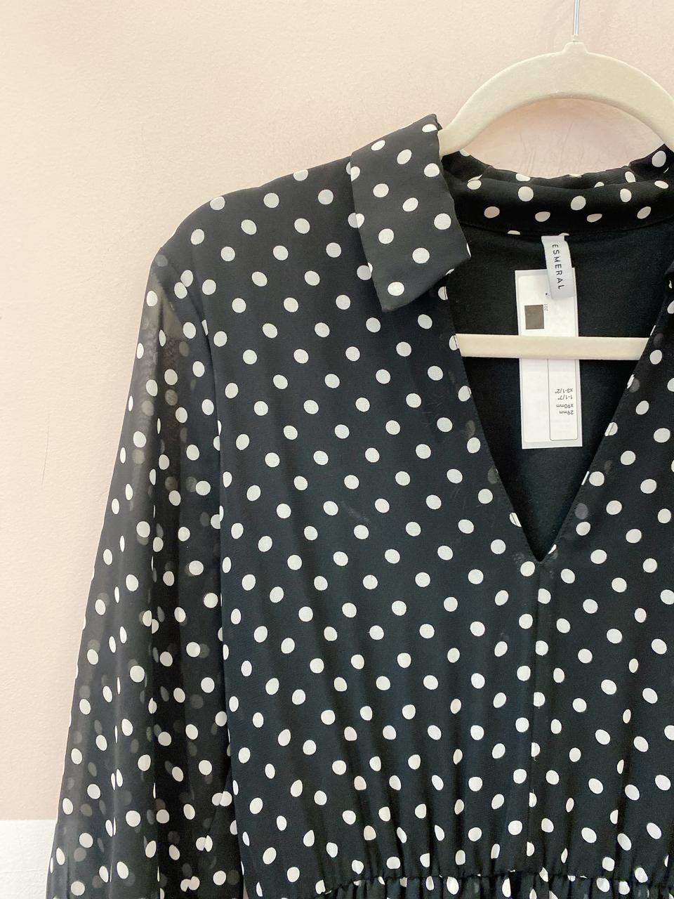 Vestido midi preto poás Esmeral P