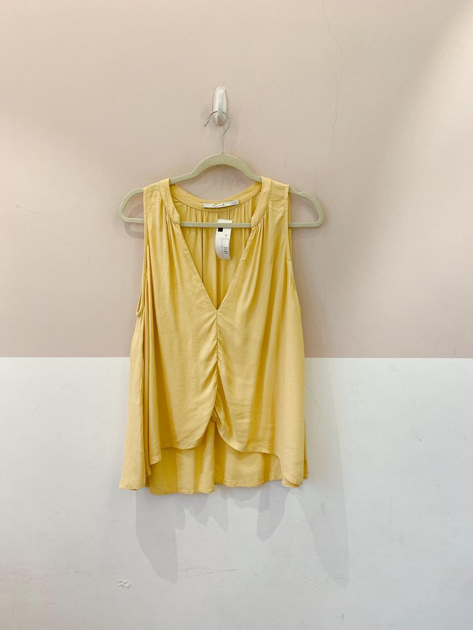 Blusa amarela Maria Filó G